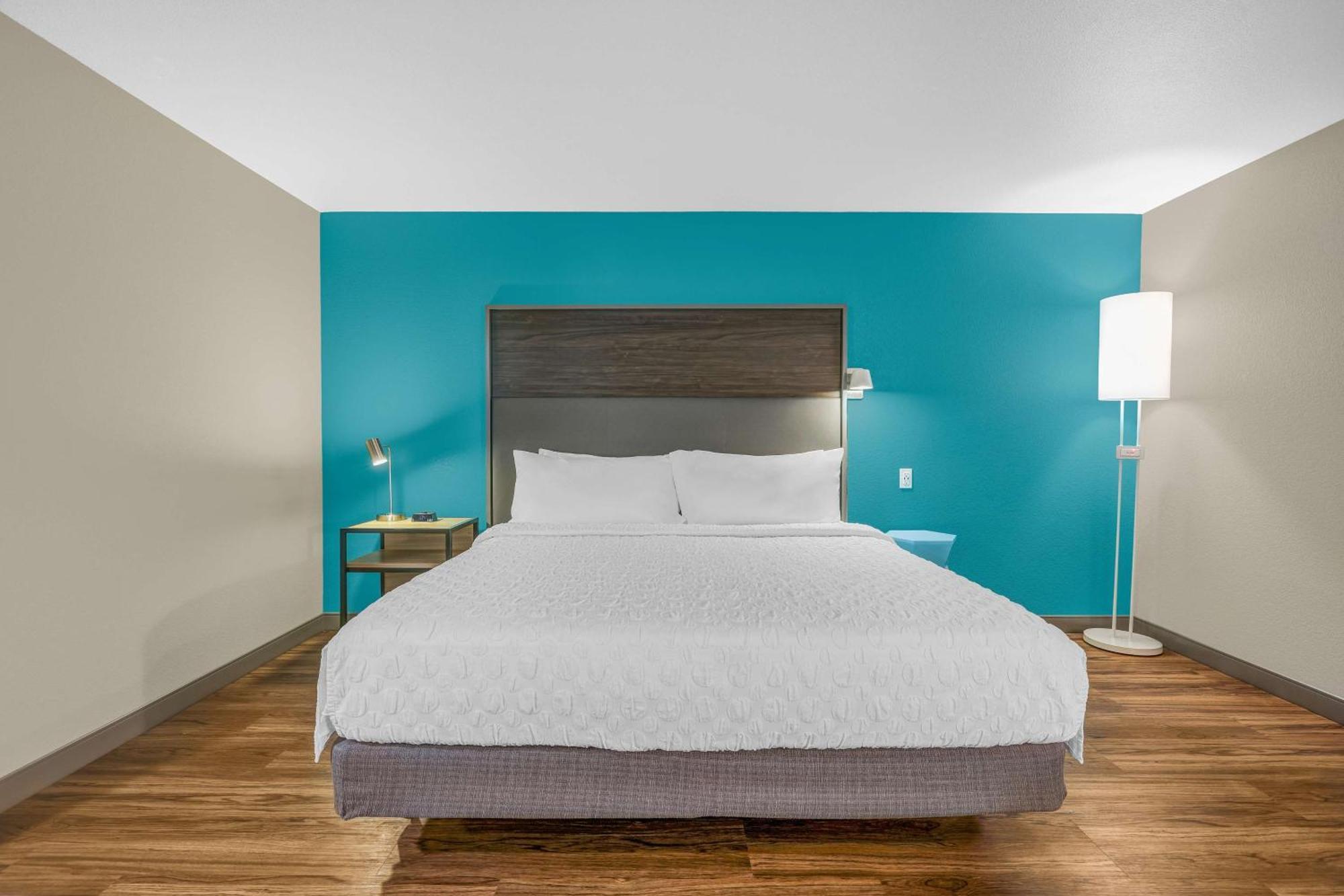 Tru By Hilton Lathrop Hotell Eksteriør bilde